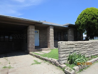 704 Lee St, Borger, TX 79007