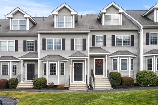 18 Sprucewood Ln, Worcester, MA 01606