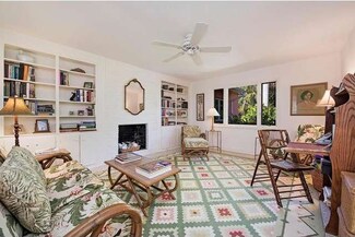 115 15th Ave S, Naples, FL 34102