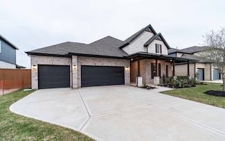 21218 Harbor Green Ln, Cypress, TX 77433