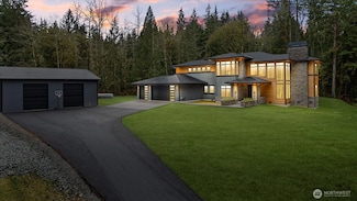29657 NE 52nd St, Carnation, WA 98014