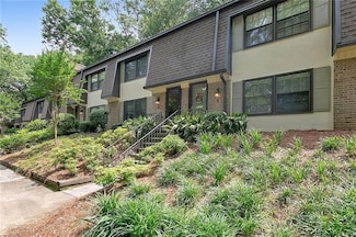 8 Arpege Way NW, Atlanta, GA 30327