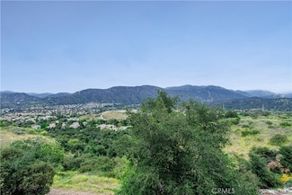 350 Roughrider Rd, La Verne, CA 91750