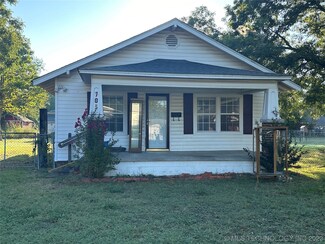 705 N Bryan St, Okmulgee, OK 74447