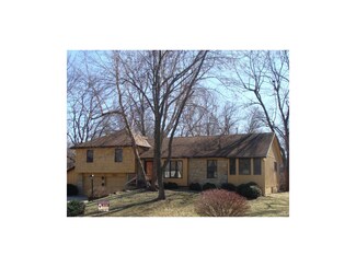 7921 W 96th Terrace, Overland Park, KS 66212