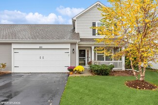 301 Maryland Ln, Pingree Grove, IL 60140