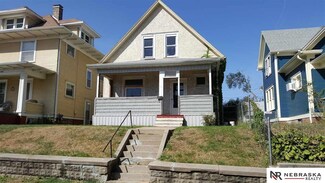 1952 S 15th St, Omaha, NE 68108