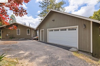 17215 Mount Everest Ct, Sonora, CA 95370