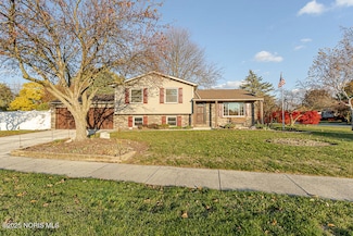 540 Independence Dr, Waterville, OH 43566