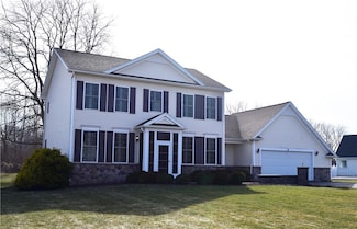 9 Golden Pond Trail, Spencerport, NY 14559