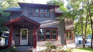 715 7th St, Ames, IA 50010
