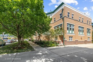 255 South Blvd Unit 11, Oak Park, IL 60302