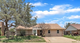 4502 Palmer Dr, Midland, TX 79705
