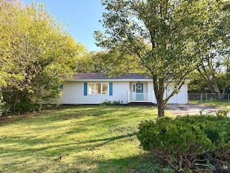 176 Lakeview Dr, Middletown, OH 45044