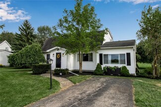 1558 Youngstown Wilson Rd, Youngstown, NY 14174