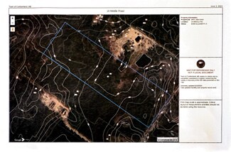 16 Middle Rd, Cumberlnd Ctr, ME 04021