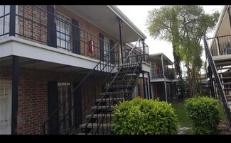 6305 Westward St, Houston, TX 77081