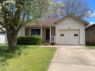 634 S Barnes Ave, Springfield, MO 65802