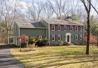 85 S Mill St, Hopkinton, MA 01748