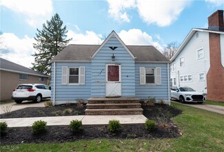 1426 Summit Dr, Cleveland, OH 44124