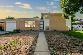 3055 Carson St, Aurora, CO 80011