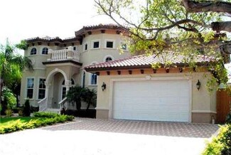 2290 NE 122nd St, North Miami, FL 33181
