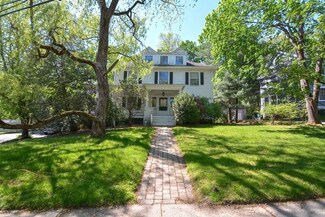 150 Mount Vernon St, West Newton, MA 02465