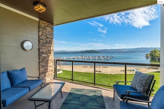 402 Sandpoint Ave #222, Sandpoint, ID 83864