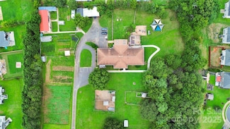 12708 Hamilton Rd, Charlotte, NC 28273