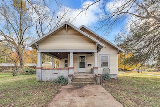 314 Jasper St, Aurora, MO 65605