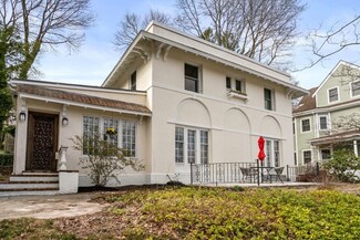 100 Algonquin Rd, Chestnut Hill, MA 02467