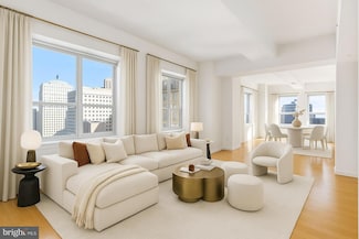 1425 Locust St Unit 21A, Philadelphia, PA 19102