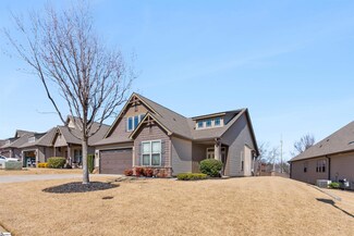 209 Gantry Ct, Greenville, SC 29615