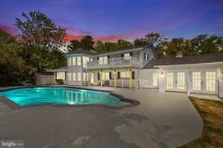 3702 Prince William Dr, Fairfax, VA 22031