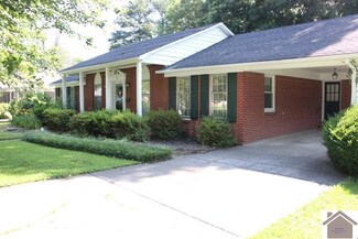 222 Fairlane Dr, Mayfield, KY 42066