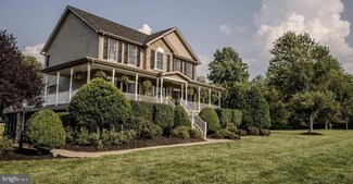 417 Fantasia Rd, Inwood, WV 25428
