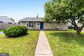 2507 Laurel Dr, Bristol, PA 19007