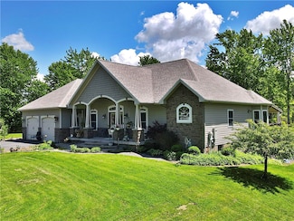 8609 W Canal Rd, Brockport, NY 14420