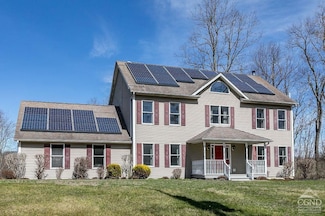115 Whalesback Rd, Red Hook, NY 12571