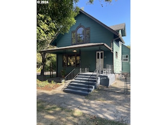 210 19th St SE, Salem, OR 97301