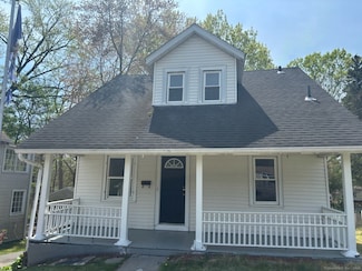 97 Capen St, Windsor, CT 06095