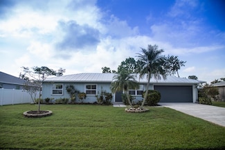 662 SE Voltair Terrace, Port Saint Lucie, FL 34983