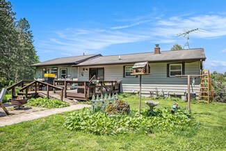 4885 S M 66 Hwy, Nashville, MI 49073