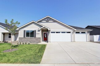 2665 Augusta Ave, Payette, ID 83661