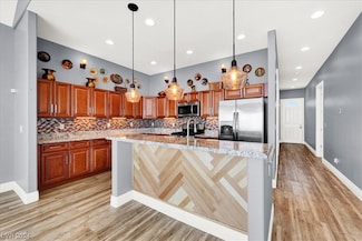 13 Camp Bonanza Rd, Las Vegas, NV 89124