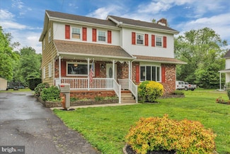 324 W Clayton Ave, Clayton, NJ 08312