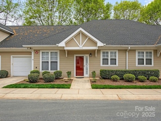 1018 Davant Ln, Charlotte, NC 28209