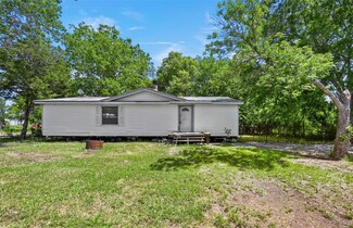 230 Moyers Rd, Ferris, TX 75125