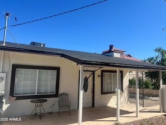 218 E Hardy St, Miami, AZ 85539