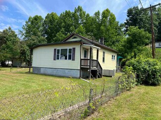 19 Pollock Dr, Rachel, WV 26587